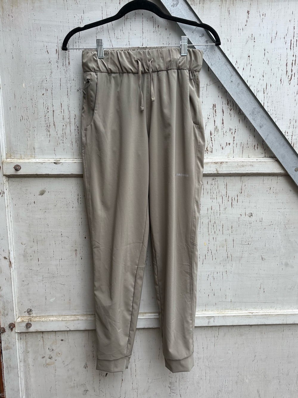Patagonia Women’s Terrebonne Light Weight Biege Joggers Hiking Pants XS